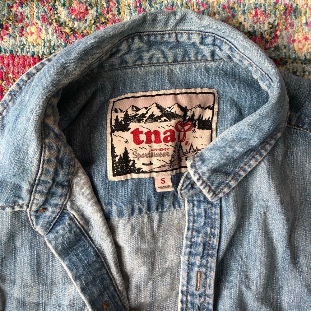 TNA Jean shirt - Picture 4 of 4